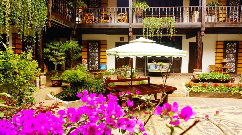 Lijiang Wangjia Courtyard Inn Eksteriør billede