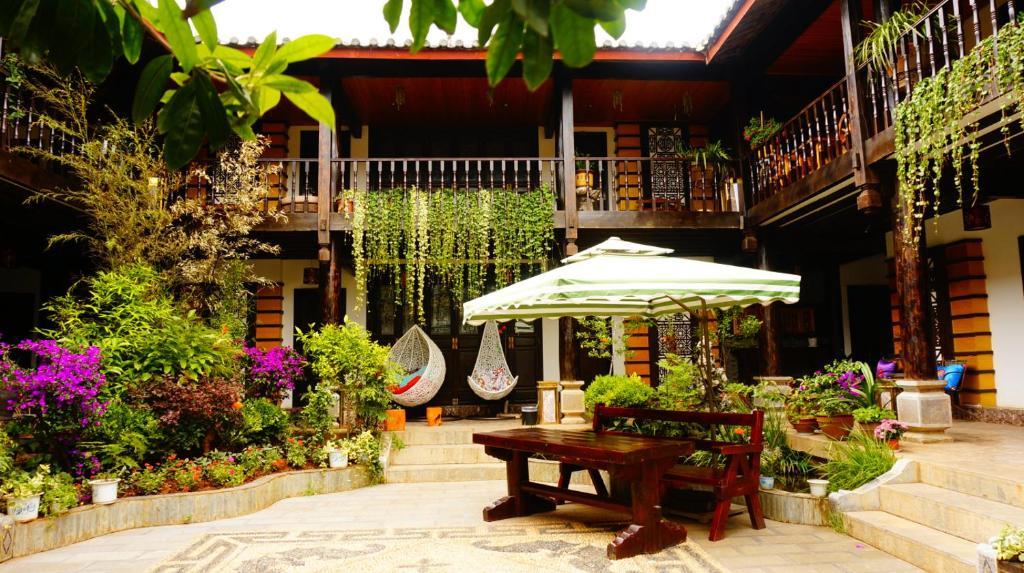 Lijiang Wangjia Courtyard Inn Eksteriør billede