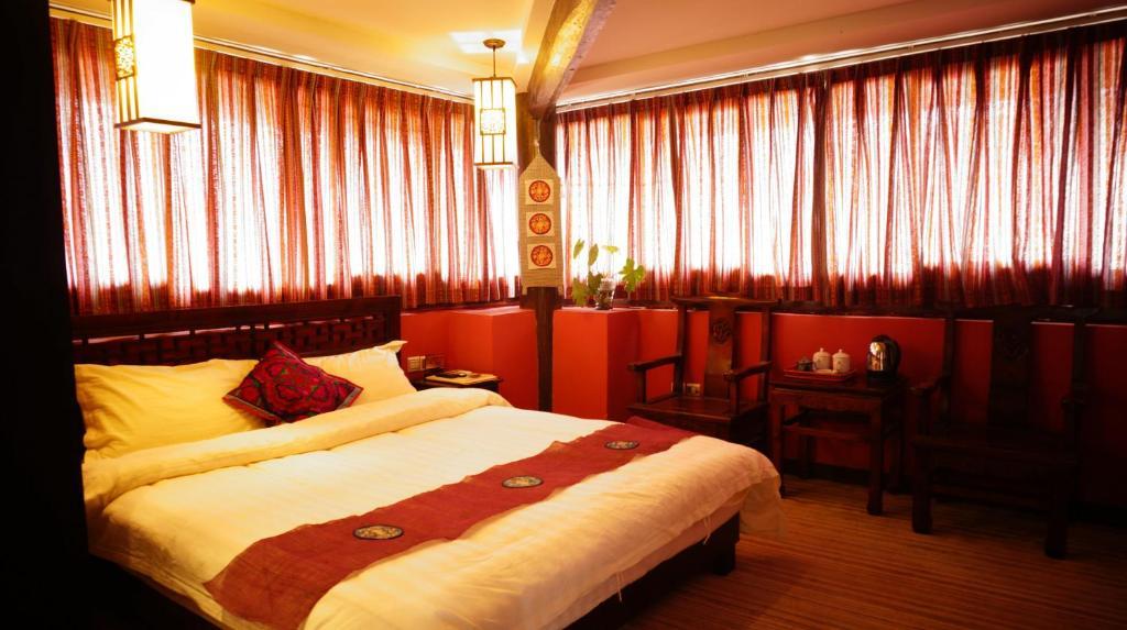 Lijiang Wangjia Courtyard Inn Værelse billede