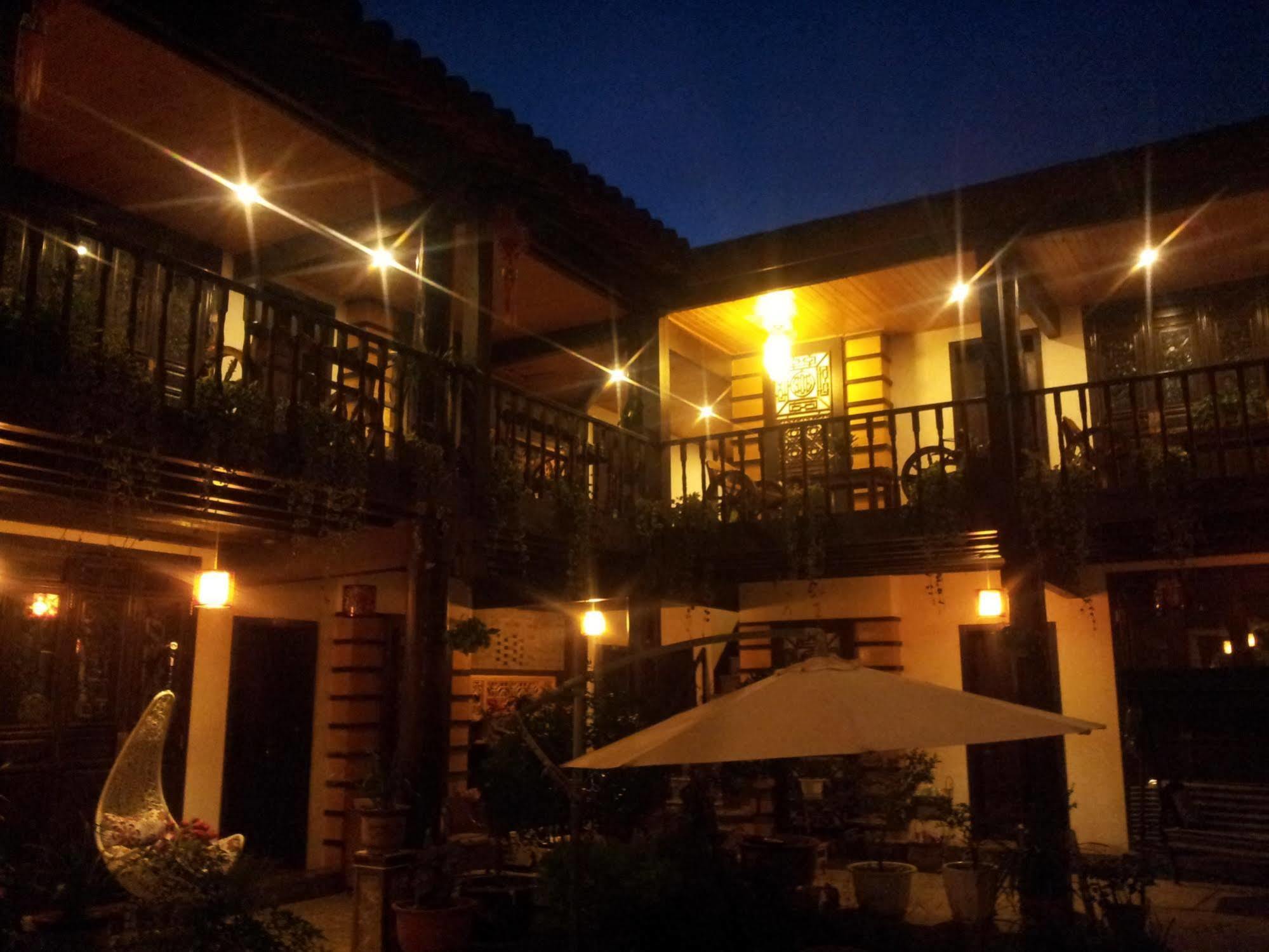 Lijiang Wangjia Courtyard Inn Eksteriør billede